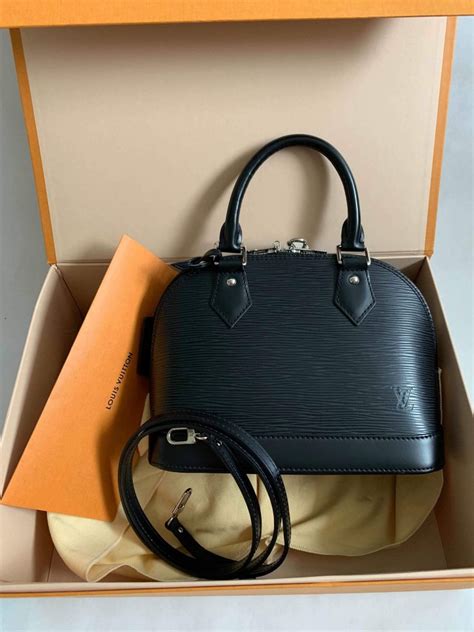 louis vuitton alma epi leather price